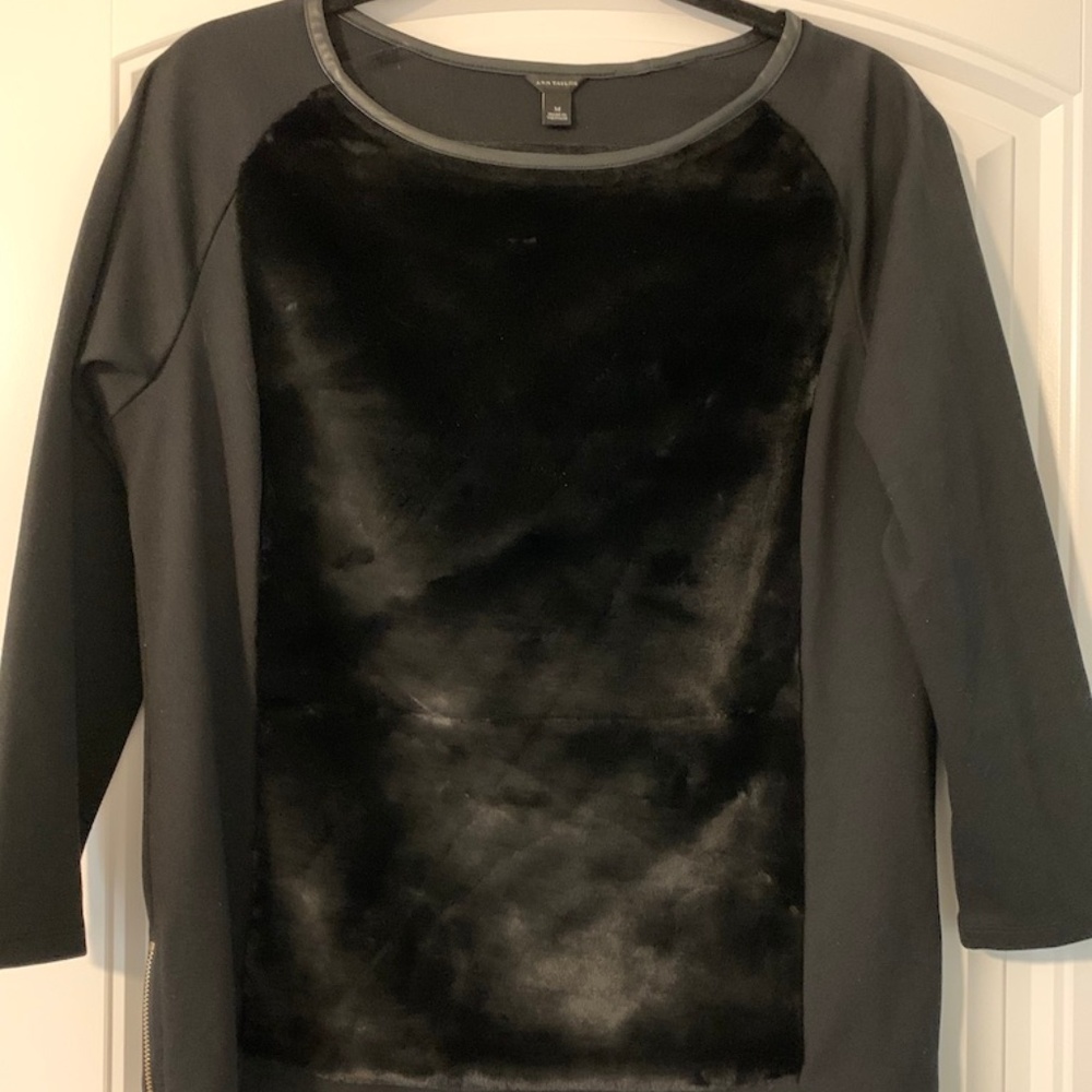 Ann Taylor Black faux fur ponte top in Medium